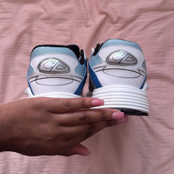 worn once but are too big - Picture 3 of 3